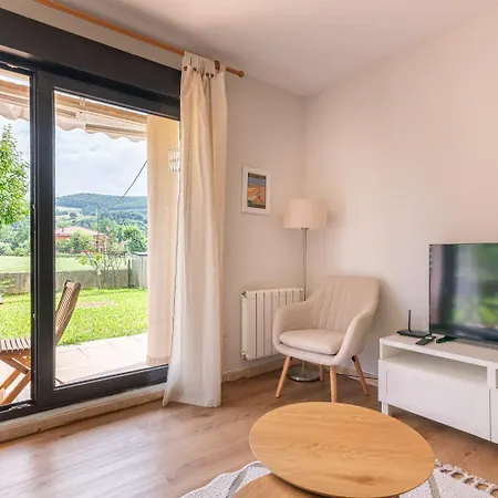 Duplex Con Jardin Διαμέρισμα