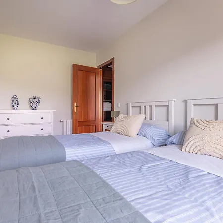 Duplex Con Jardin Διαμέρισμα *